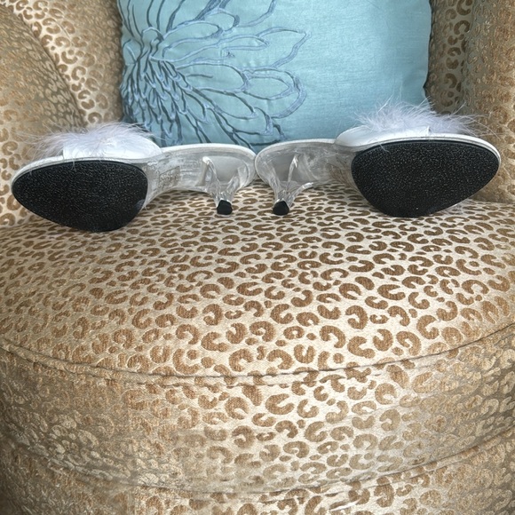 NIP Ellie feather kitten heel mules - Picture 6 of 8